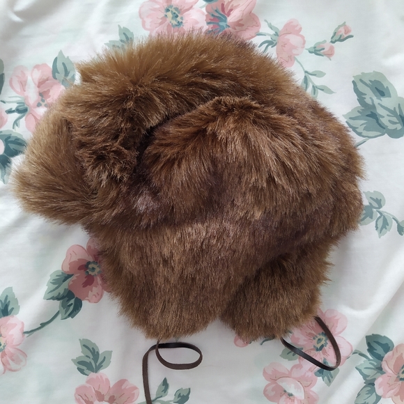 Faux Fur Brown Winter Hat Cozy Ear Flaps - Picture 4 of 6